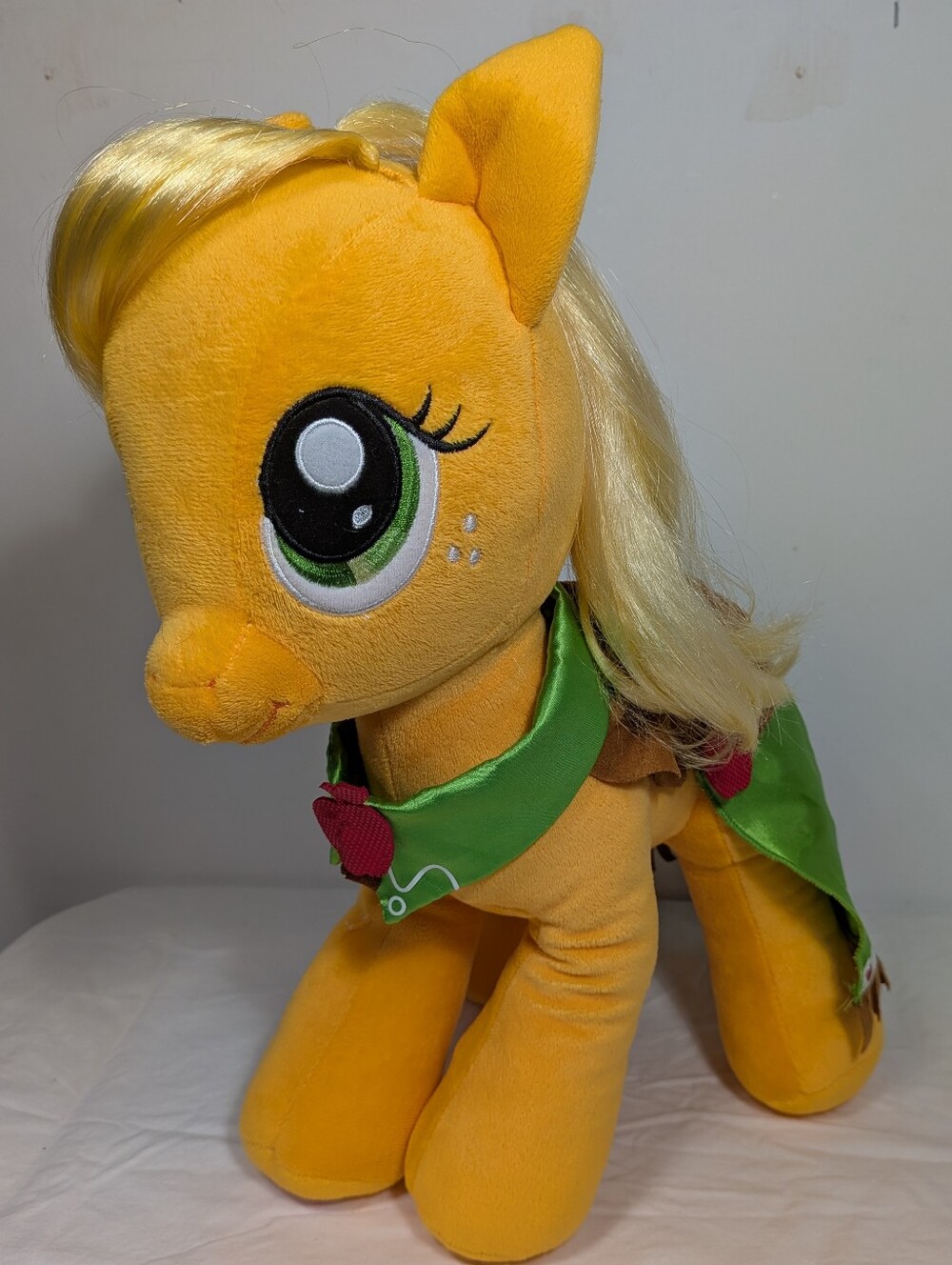Build-A-Bear Workshop My Little Pony Applejack Plush w/ Green Outfit